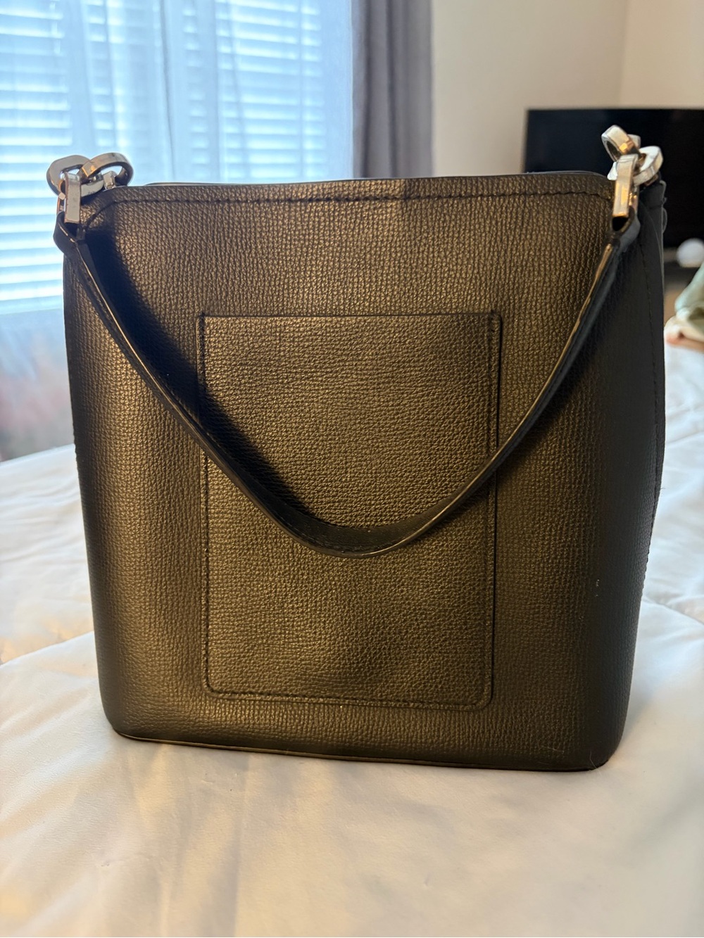 Kate Spade Darcy Black Leather Crossbody Bucket Bag - Picture 2 of 7
